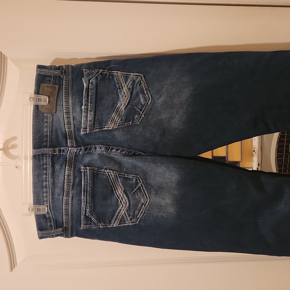 Buckle Jeans - Picture 6 of 7